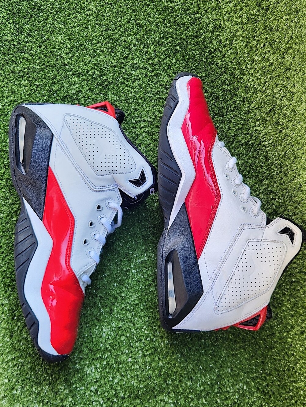 Nike Air Jordan BLoyal White Red Big Boys Size 7 Athletic Leather Sneakers Shoes - Picture 13 of 16